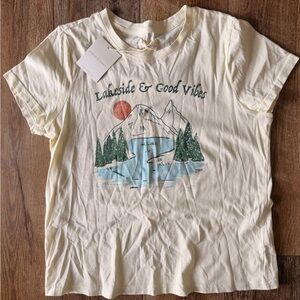Thread & Supply Cream Tee with Green Text Lakeside & Good Vibes